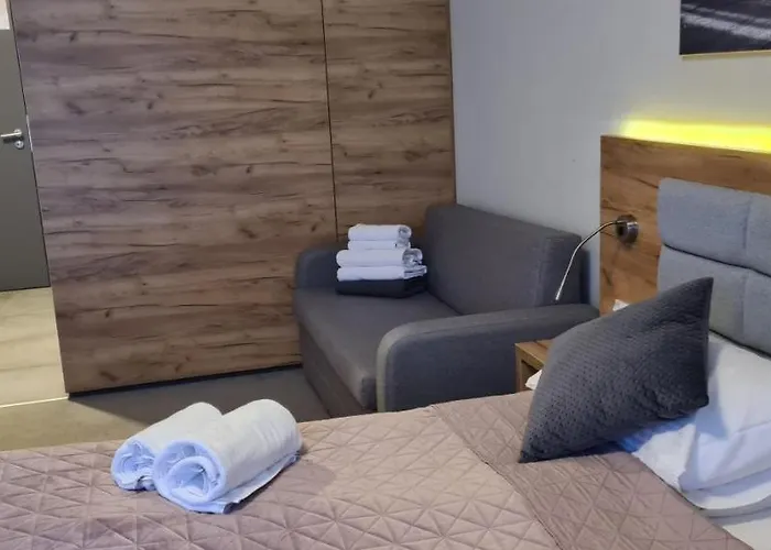 Appartamento Czarna Gora 330 3*